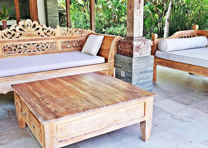 ベッド・アンド・ブレックファスト Le Petit Leon's Traditional Wooden House Tegallengah