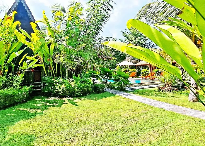 ベッド・アンド・ブレックファスト Le Petit Leon's Traditional Wooden House Tegallengah