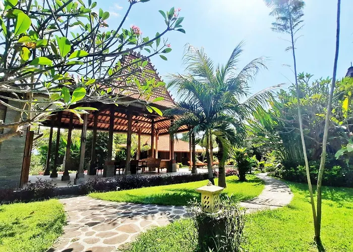 ベッド・アンド・ブレックファスト Le Petit Leon's Traditional Wooden House 3*
